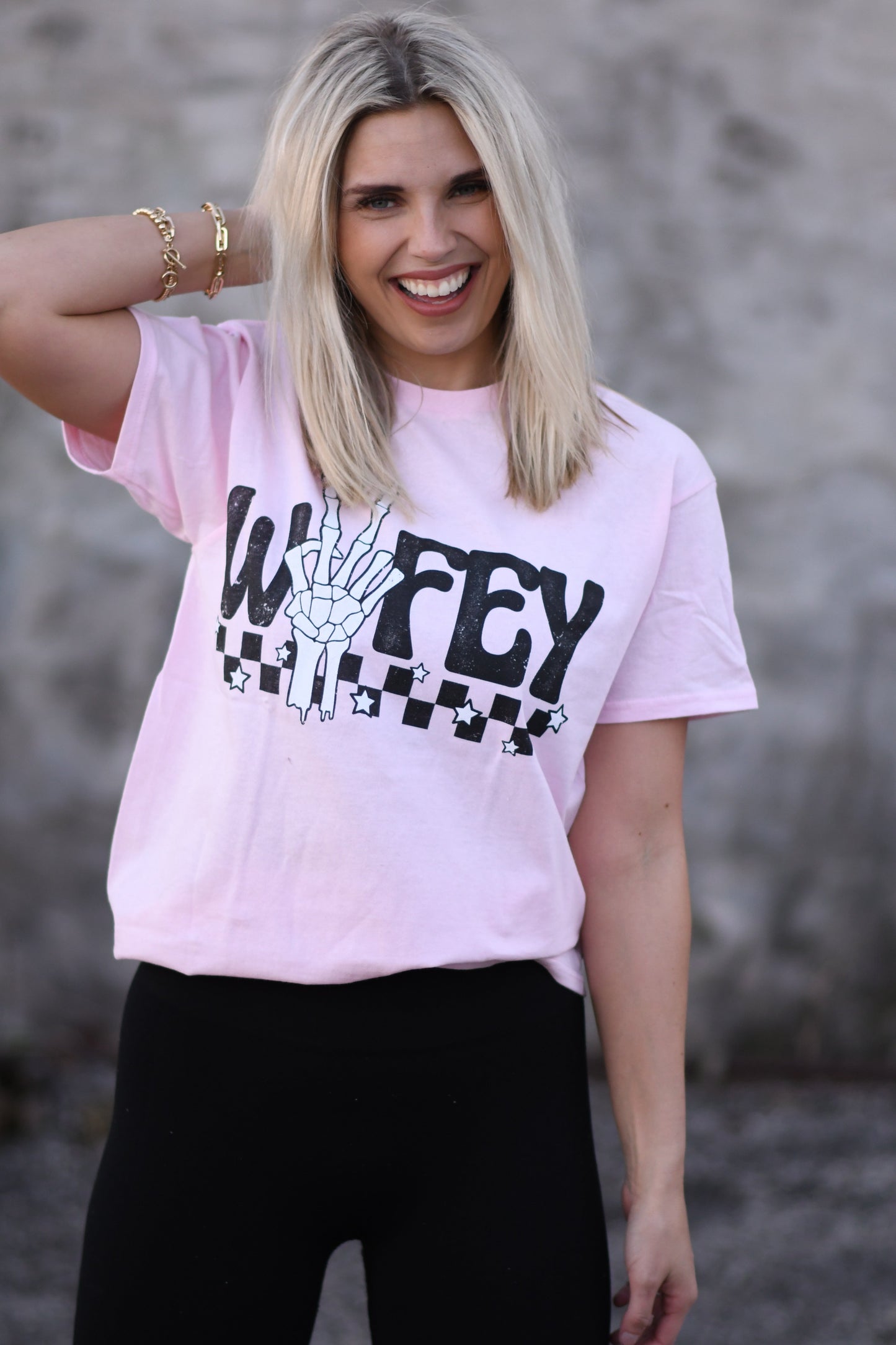 Wifey skully tee