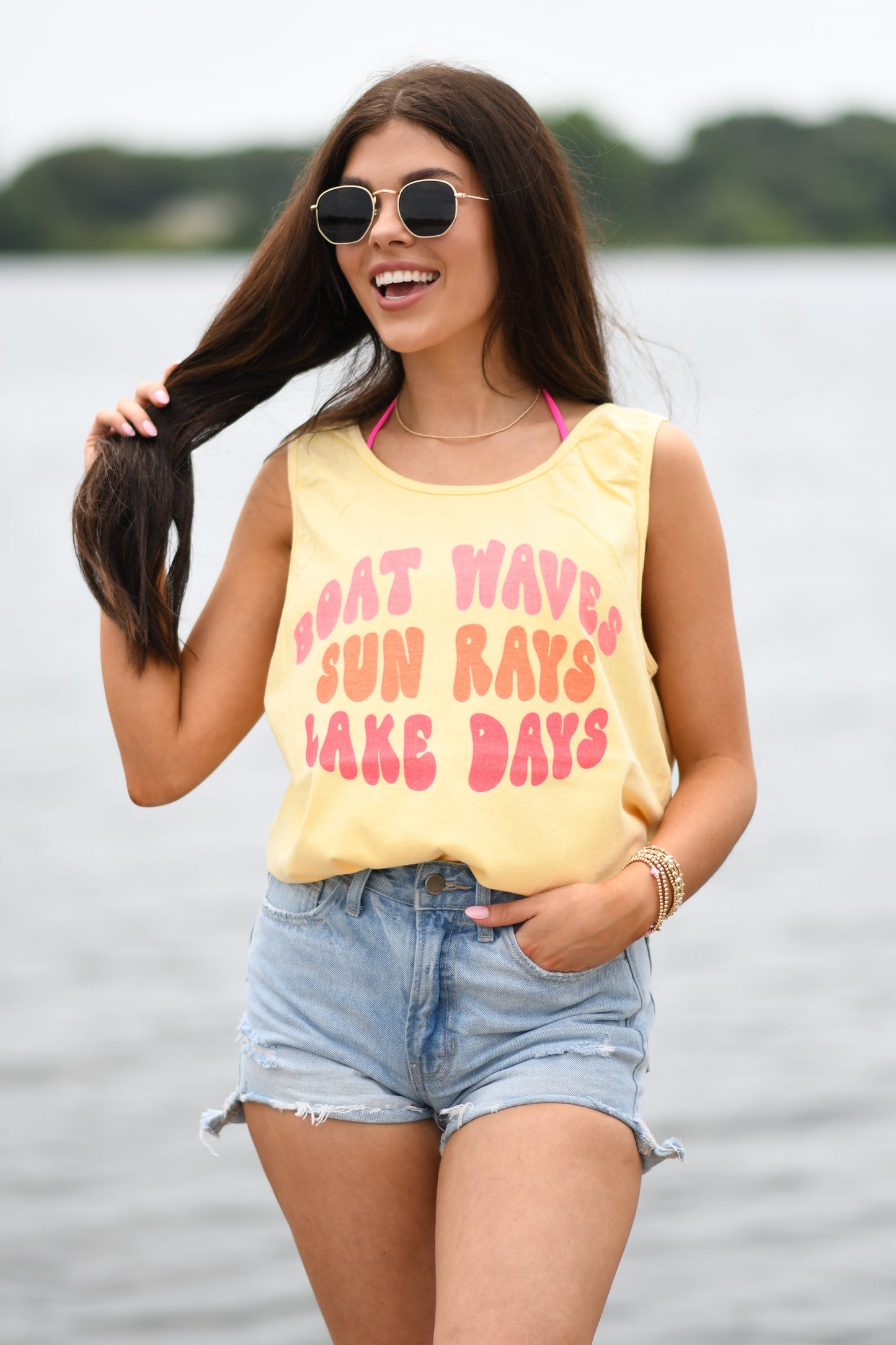 Boat waves, sun rays, lake days tee