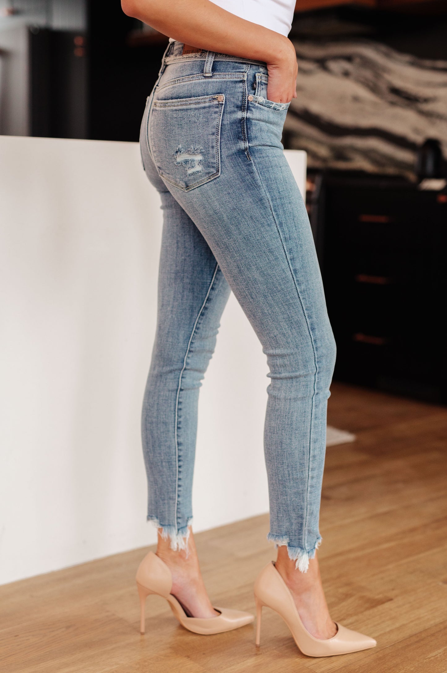 Sherry Mid Rise Release Waistband Detail Skinny jeans