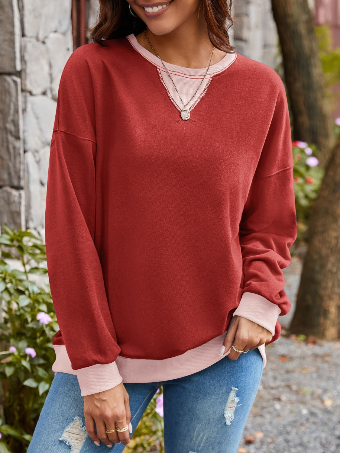 Contrast Round Neck Long Sleeve Sweatshirt